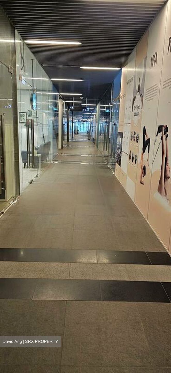 Vision Exchange (D22), Retail #469191641